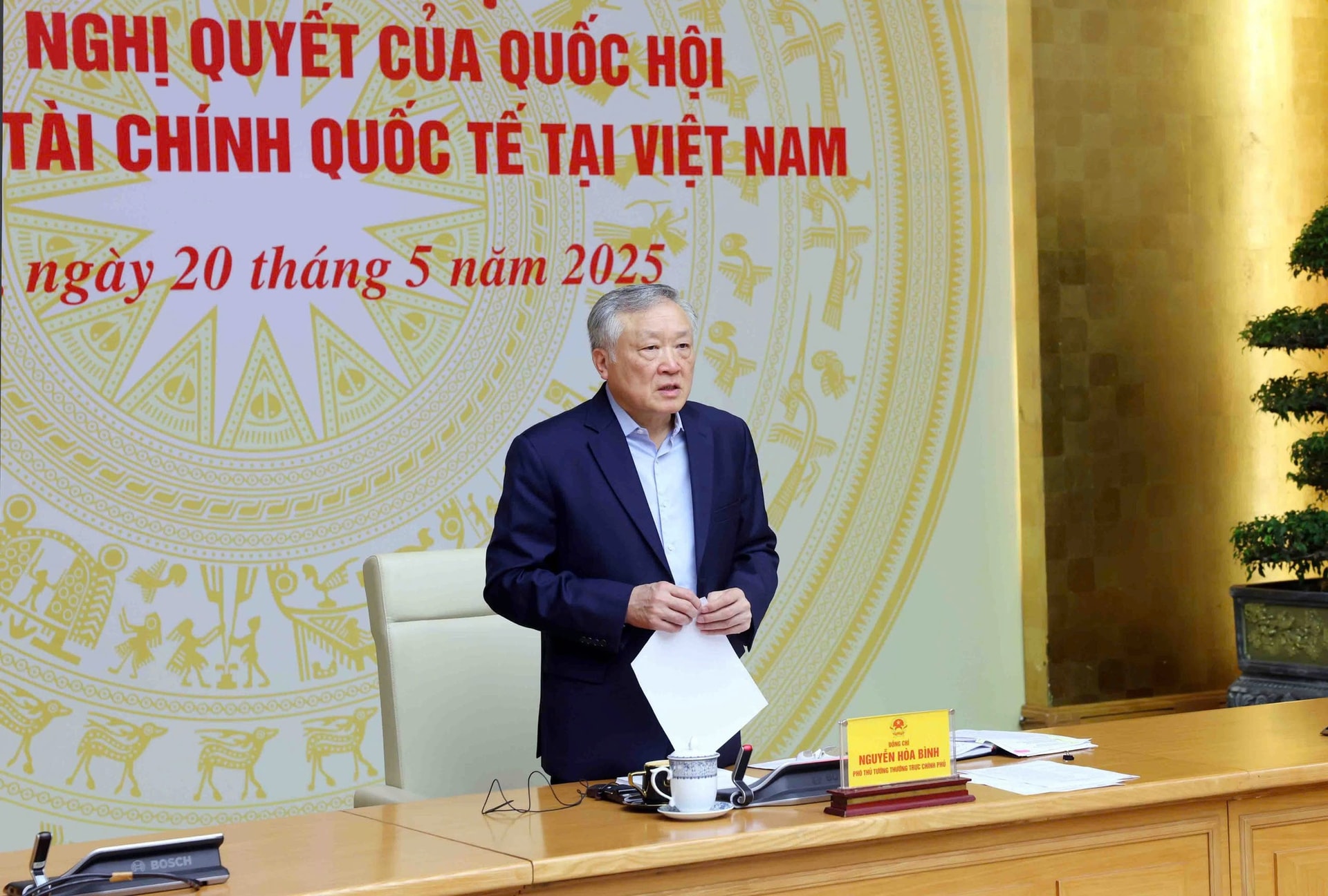 Phát triển 1 trung tâm tài chính quốc tế tại Việt Nam, nhưng hoạt động ở 2 thành phố- Ảnh 2.