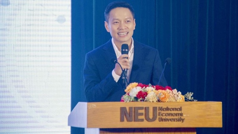 Tiến sĩ Nguyễn Quang Huy, Hiệu trưởng Trường Công nghệ, Đại học Kinh tế Quốc dân. tss-ksfintech4-onghuy.jpg