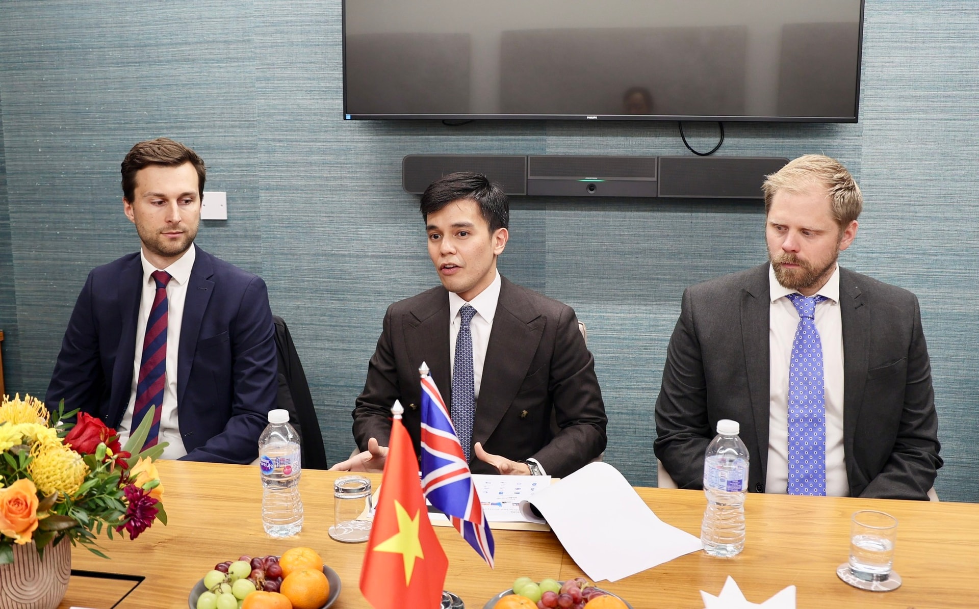 Tăng cường hợp tác với doanh nghiệp Anh về fintech, xác thực danh tính sinh trắc học và thiết kế công trình- Ảnh 3. Tăng cường hợp tác với doanh nghiệp Anh về fintech, xác thực danh tính sinh trắc học và thiết kế công trình- Ảnh 3.