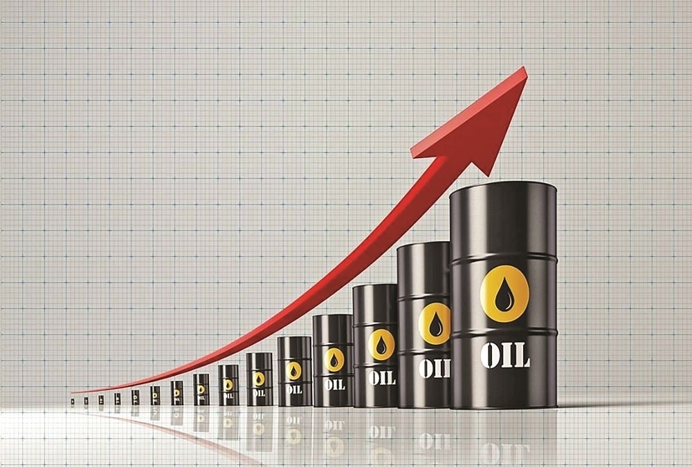 Căng thẳng tại Trung Đông tiếp tục đẩy giá dầu tăng mạnh