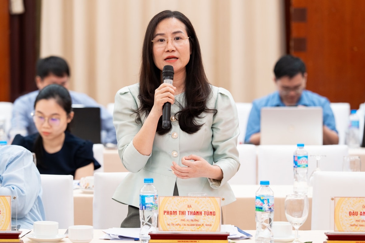 Cấu trúc lại nguồn vốn để bảo đảm tăng trưởng bền vững