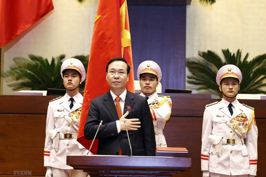 Hình ảnh Chủ tịch nước Võ Văn Văn Thưởng tuyên thệ nhậm chức