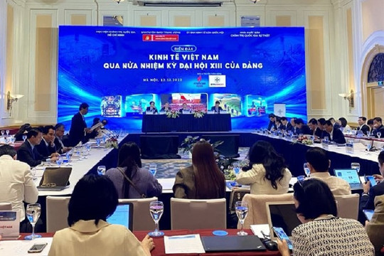 Việt Nam là điểm sáng trong “bức tranh xám màu” của kinh tế toàn cầu