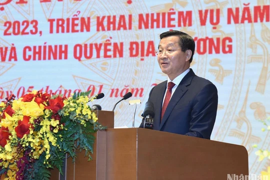 Kinh tế Việt Nam tiếp tục là điểm sáng, tăng trưởng thuộc nhóm cao trong khu vực và thế giới