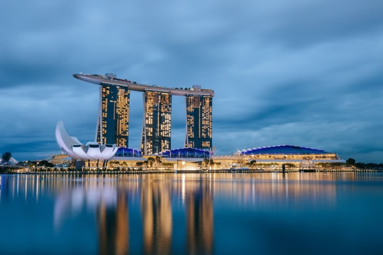 Từ những chữ "S" thành công của Singapore đến chữ "S" của Việt Nam