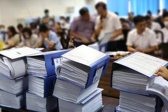 Luật Đấu thầu và yêu cầu sửa đổi khẩn cấp