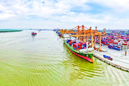 Thúc đẩy cải cách, giữ đà tăng trưởng