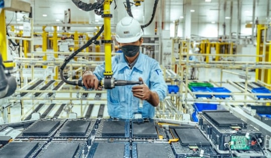 Cơ hội bứt phá của Việt Nam trước làn sóng áp thuế toàn cầu của Mỹ
