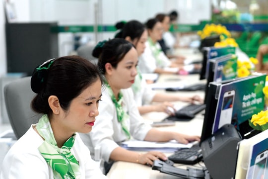 Cái lý của việc giảm 50% tỷ lệ dự trữ bắt buộc với bốn ngân hàng