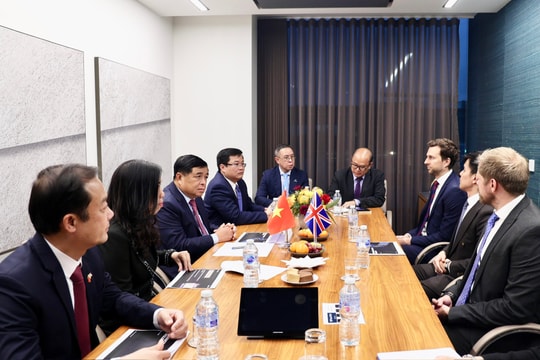 Tăng cường hợp tác với doanh nghiệp Anh về fintech, xác thực danh tính sinh trắc học và thiết kế công trình