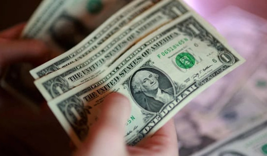 HSBC cảnh báo USD có thể tăng 'bùng nổ', cơn sốt AI chưa kết thúc