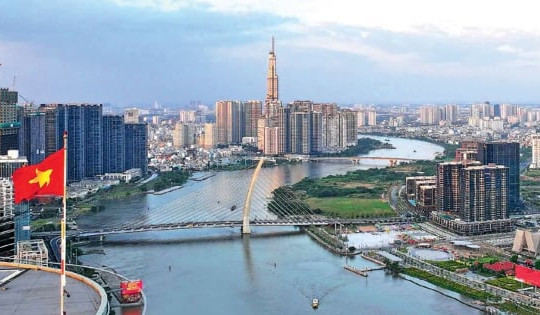 Từ mùa thu độc lập đến mùa thu kiến tạo