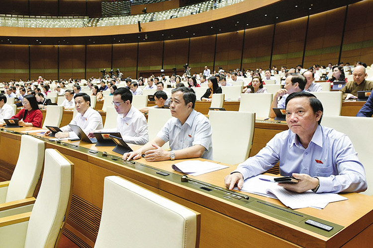 Quốc hội yêu cầu gì về thu, chi ngân sách năm 2024