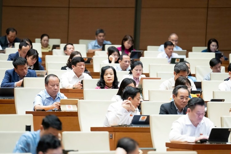 Cần đánh giá toàn diện chính sách tiền tệ, thị trường vàng, bất động sản