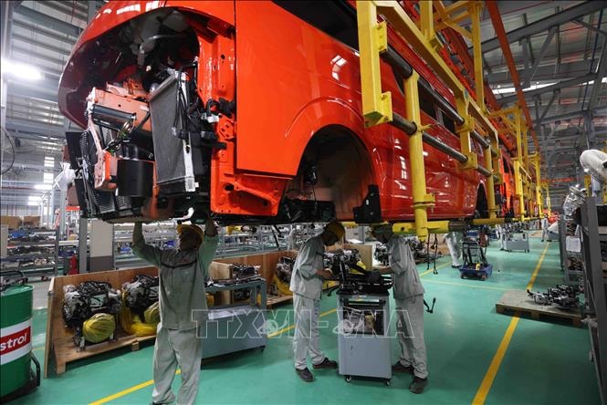 Tăng trưởng hai con số - tạo bước nhảy vọt về quy mô, năng lực và vị thế của nền kinh tế