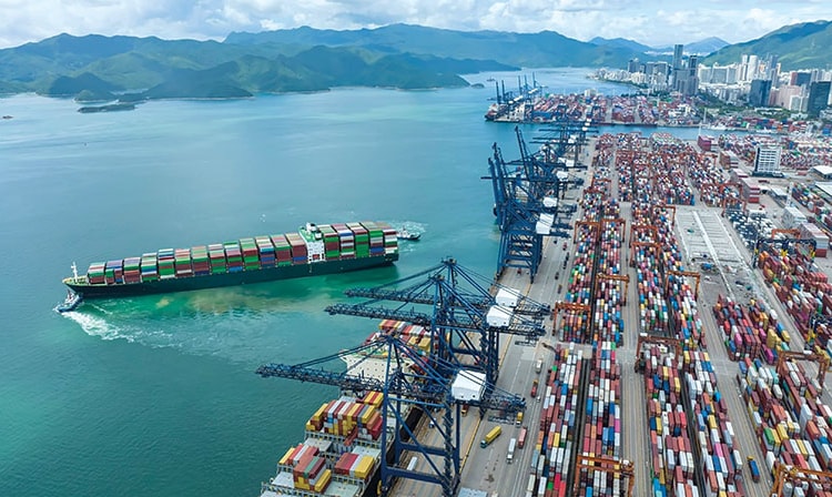 Thương mại toàn cầu tái định hình dưới áp lực thuế quan Mỹ