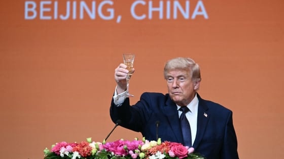 Ông Trump giao dịch hơn 3.700 lần trong quý I: Đánh cược vào Big Tech, AI và Boeing