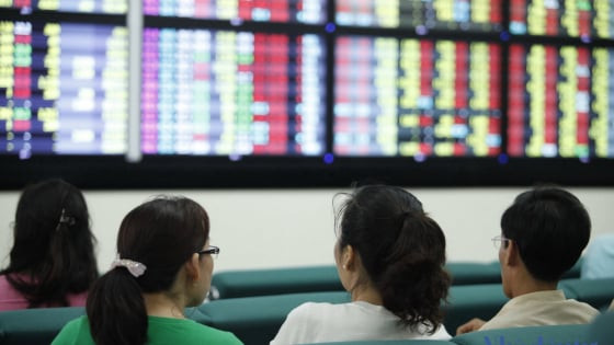 Làn sóng IPO và tăng vốn dồn dập: Thị trường trước bài toán hấp thụ nguồn cung